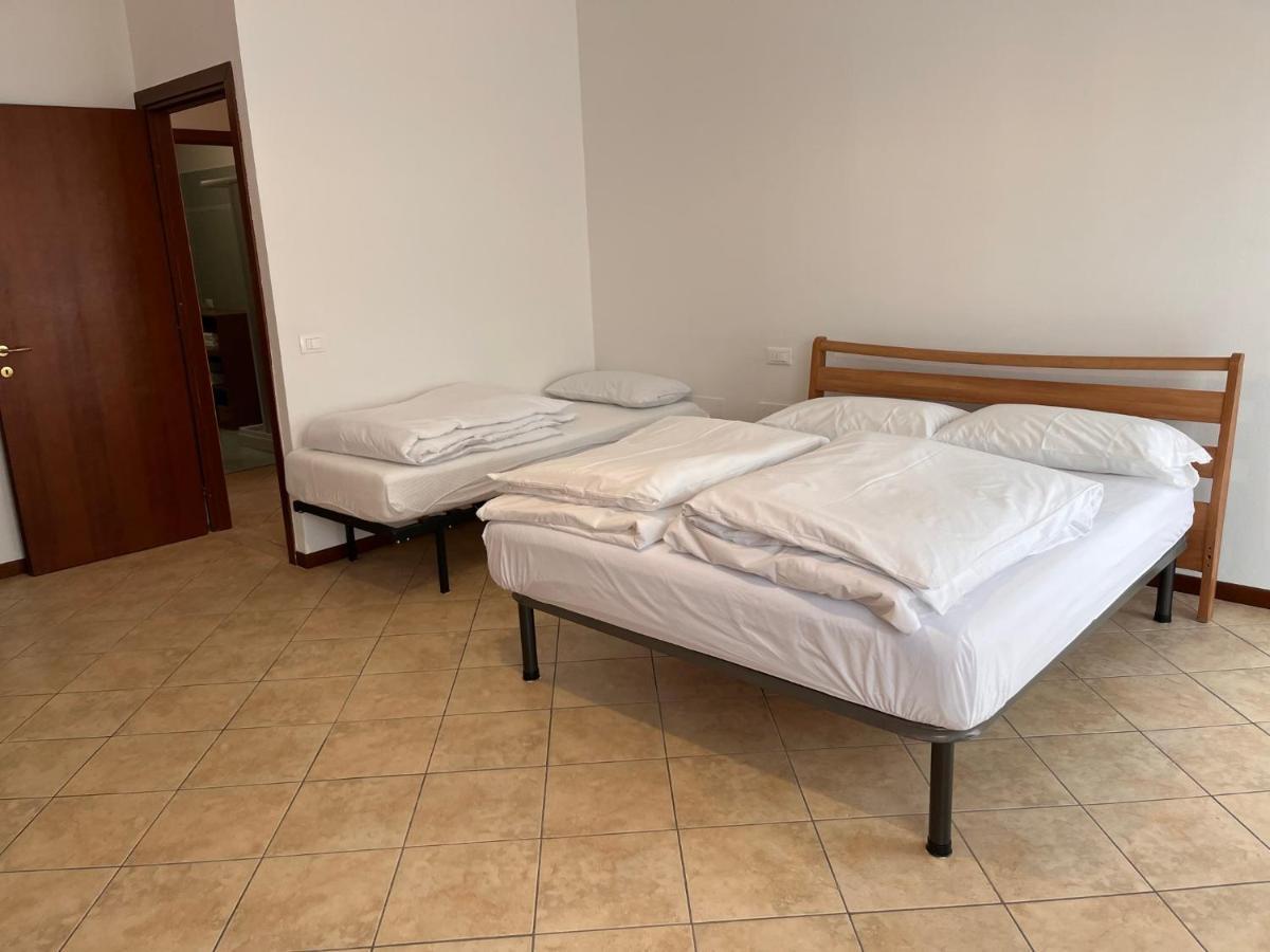 Ferienwohnung Sebino 11 Peschiera del Garda Exterior foto
