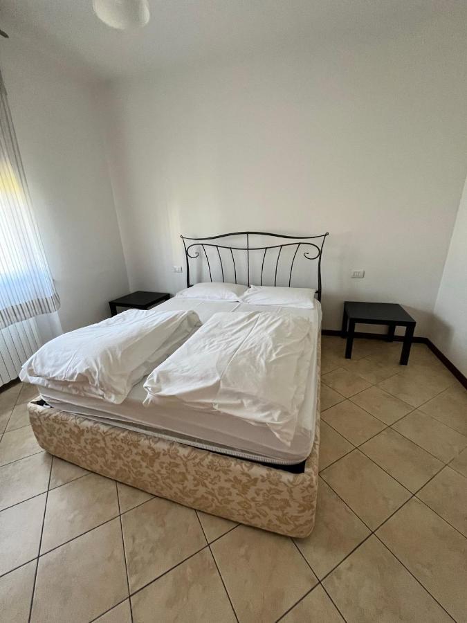 Ferienwohnung Sebino 11 Peschiera del Garda Exterior foto