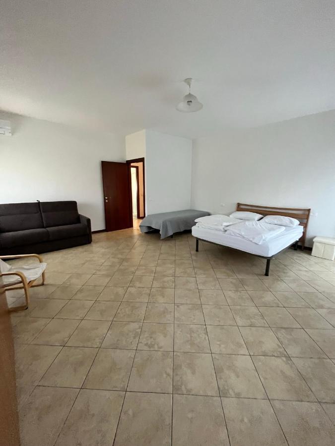 Ferienwohnung Sebino 11 Peschiera del Garda Exterior foto